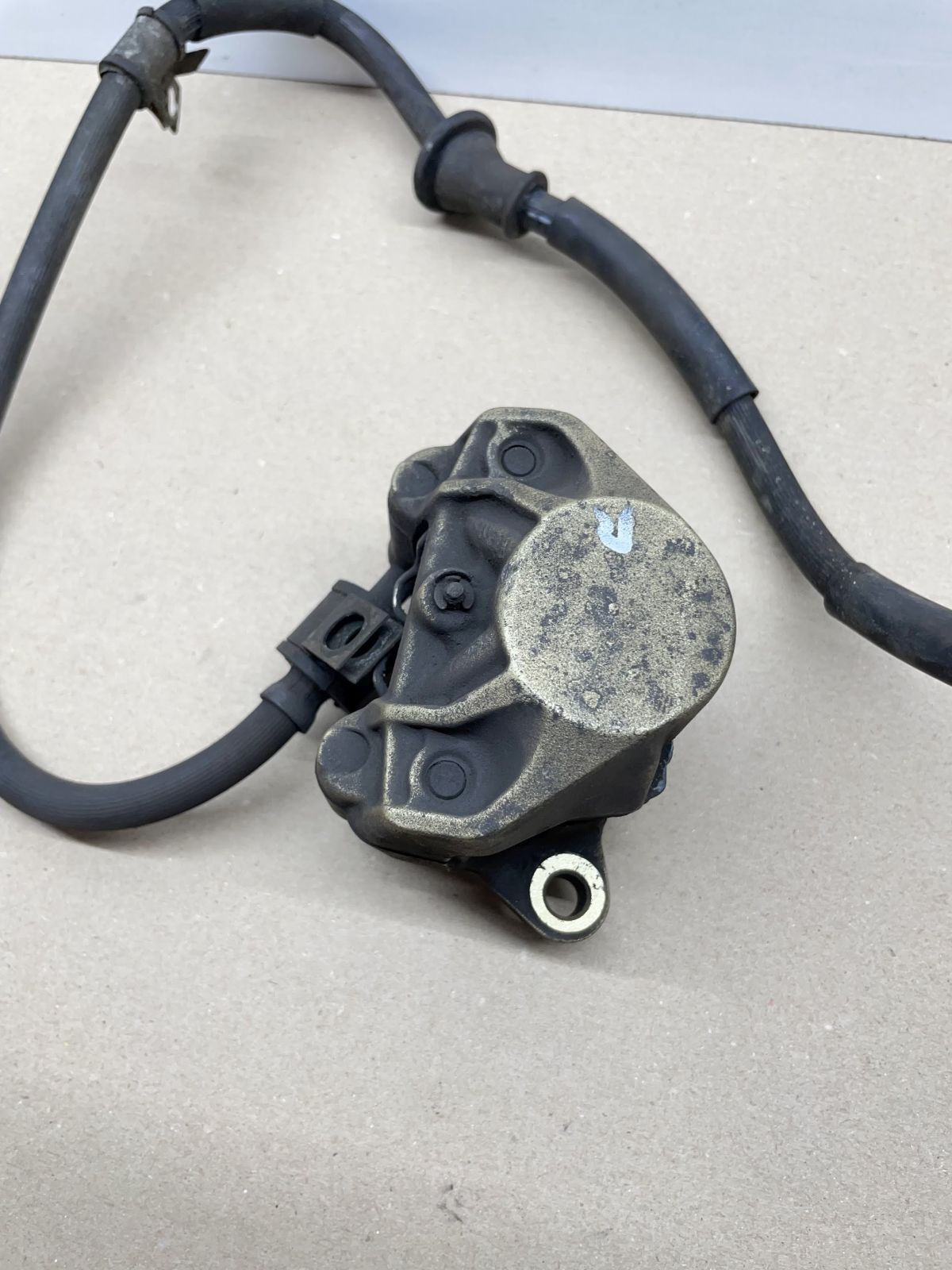 Piaggio X9 250 - Bremse vorne rechts komplett Bremspumpe Bremszange Leitung (75)