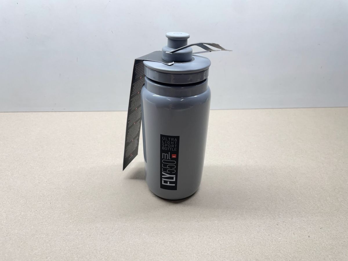ELITE Fly 550 ml Trinkflasche besonders leicht 54 g BPA-frei Fahrrad (94-114)