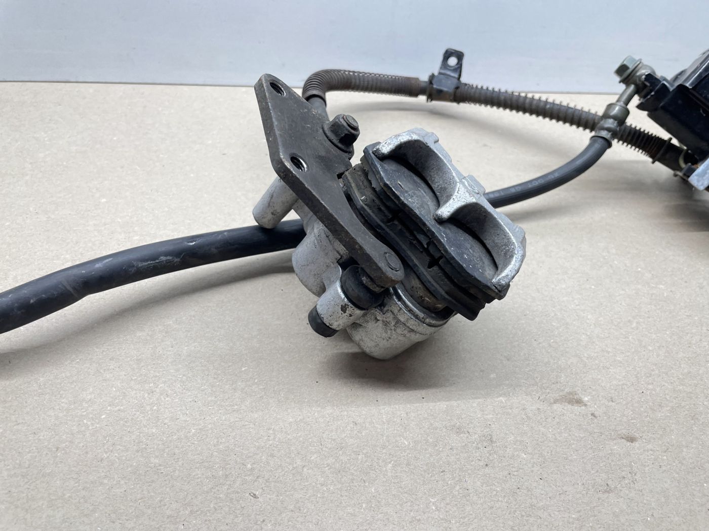 Jonway YY125T Rallox Ranger - Bremse hinten Bremszange Bremsleitung Spiegel (116)