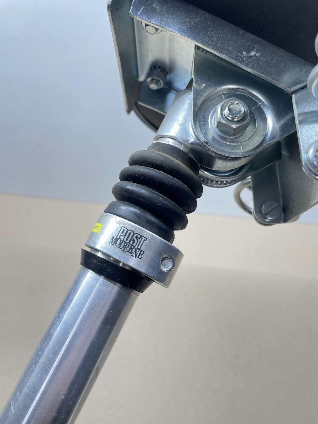 Fahrradsattel Vasad Rocky gefederte Sattelstütze 27.2mm Damen Sattel Rock (112-G1)
