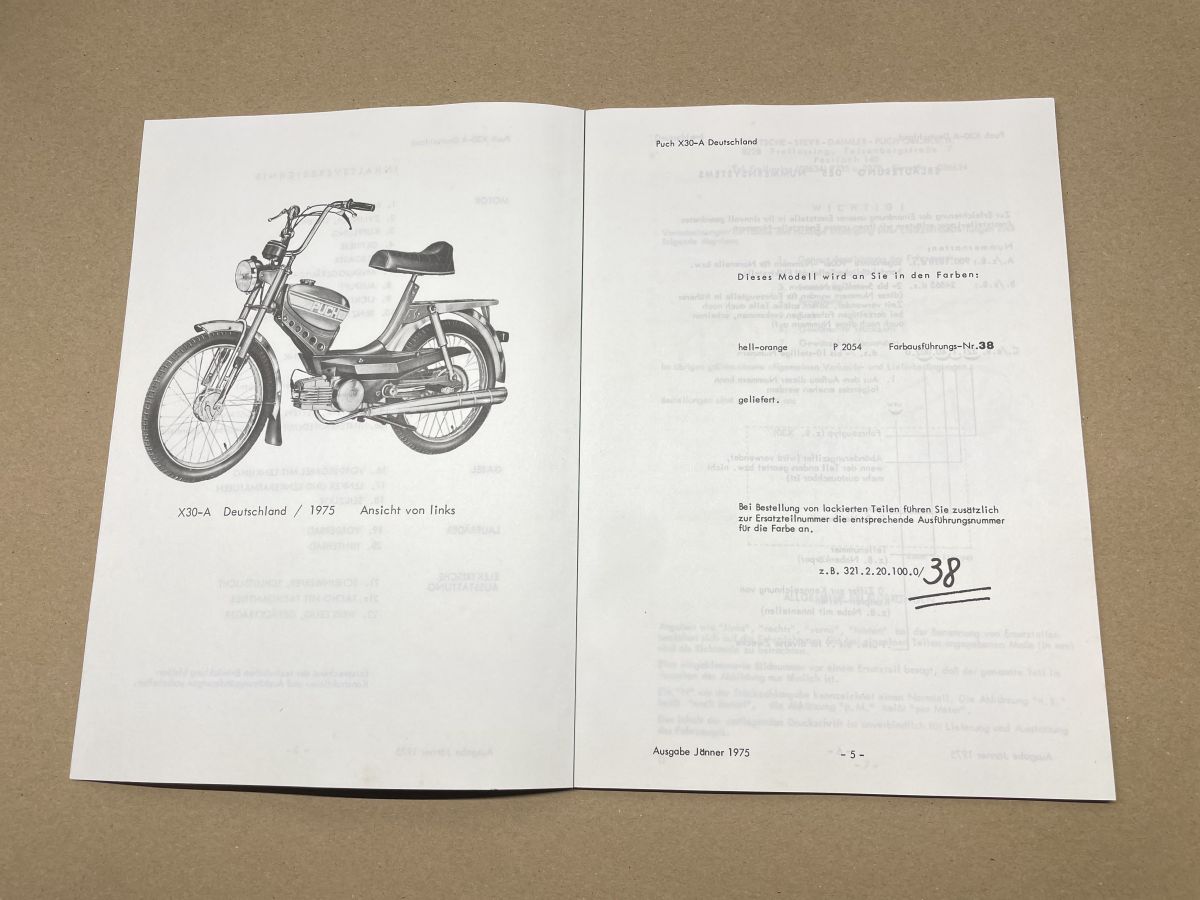 Puch X30 -A   ORIGINAL Ersatzteil Katalog Mofa Motor Rahmen 25 Km/h NOS (86)