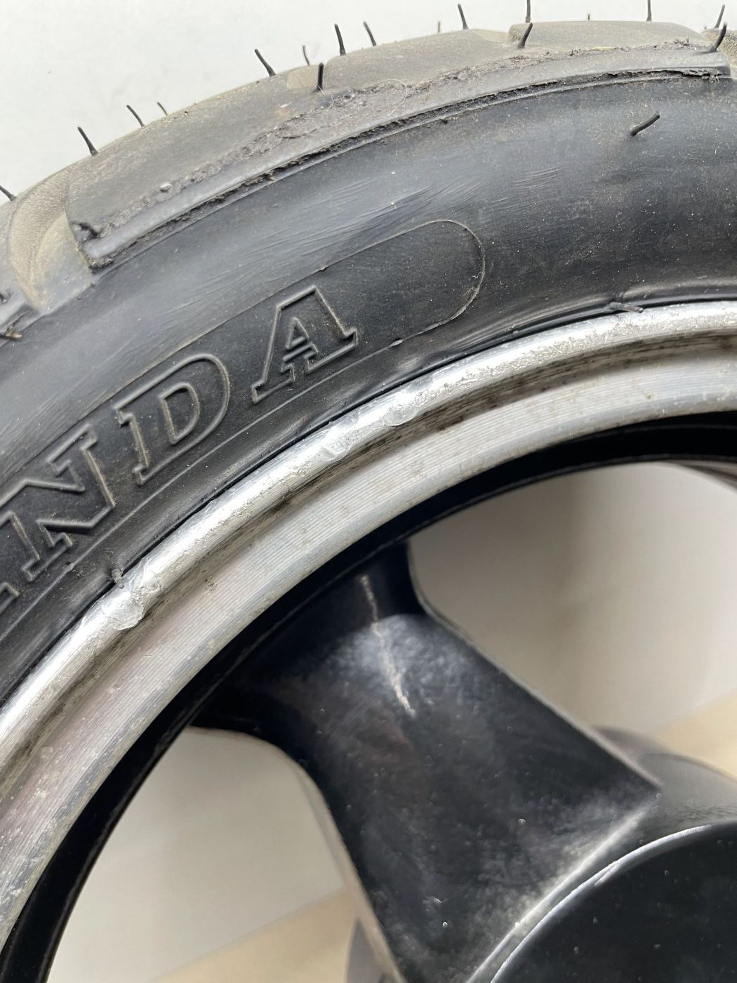 Kymco Cobra Cross - Hinterrad Reifen Felge hinten wheel (114)