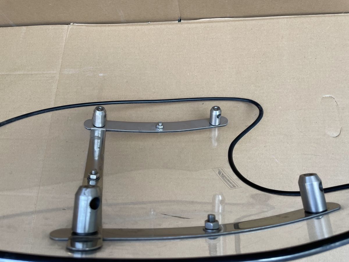 Windschild Motorrad - Aprilia Kymco Suzuku Yamaha MBK TGB Honda BMW (102-V-RO)