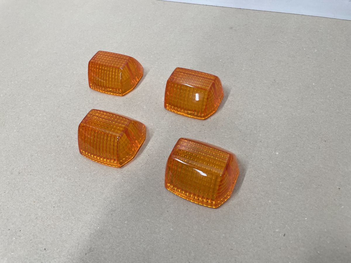 4x Blinker Glas Blinkerkappe - Kawasaki GPX 600 GPZ 750 900 GTR 1000  (118-11)
