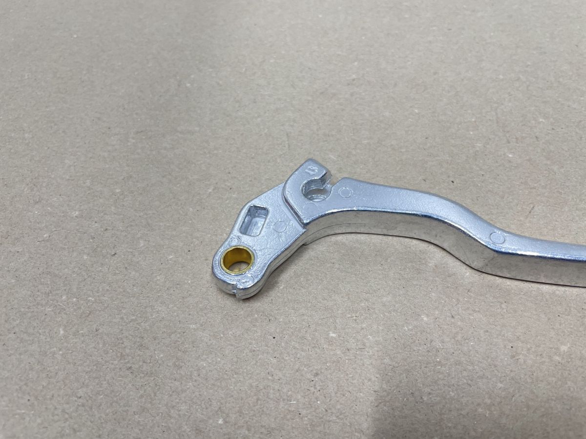 Suzuki GSF 600 Bandit GSF600 - Kupplungshebel clutch lever  (118-9)