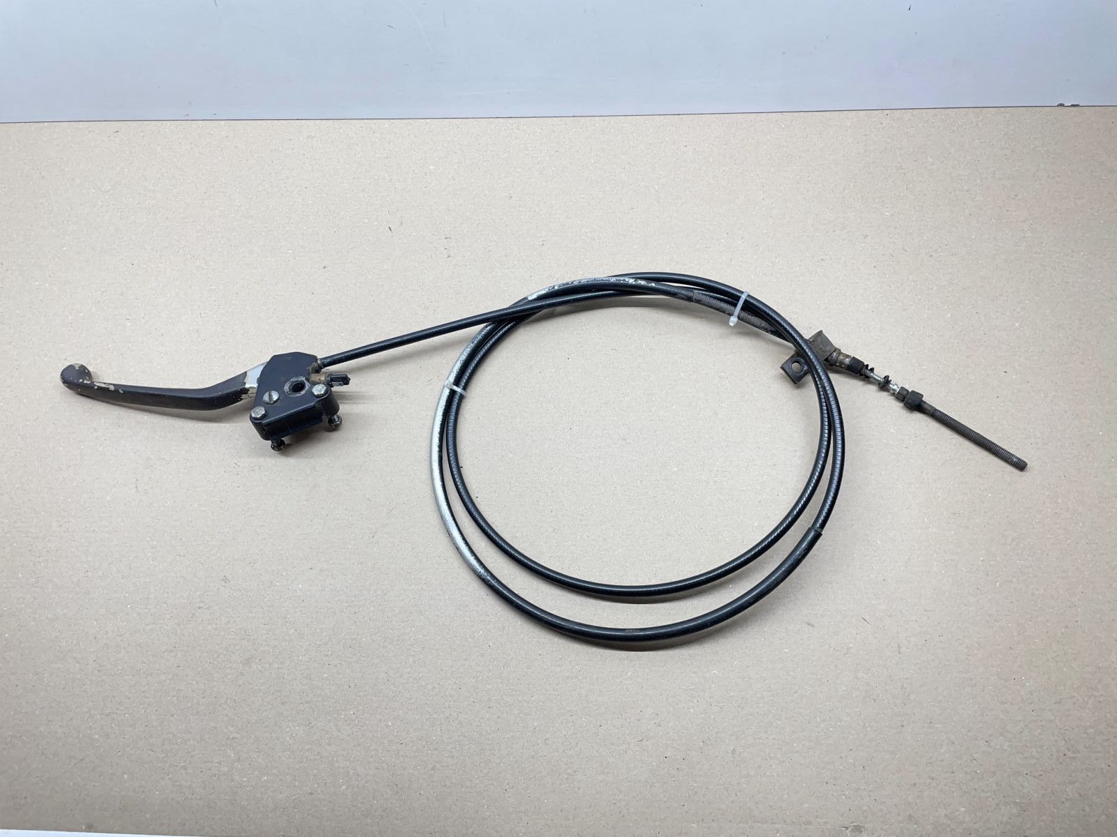 Piaggio Sfera RST 50 - original Bremsarmatur links Bremshebel Bremszug (72-2)