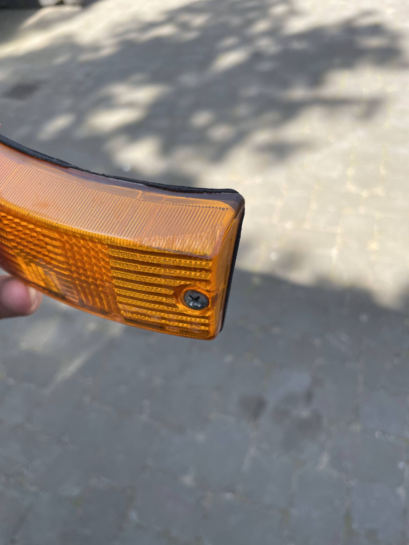Vespa PX 80 125 150 200 - TRIOM Blinker vorne rechts flasher (105)