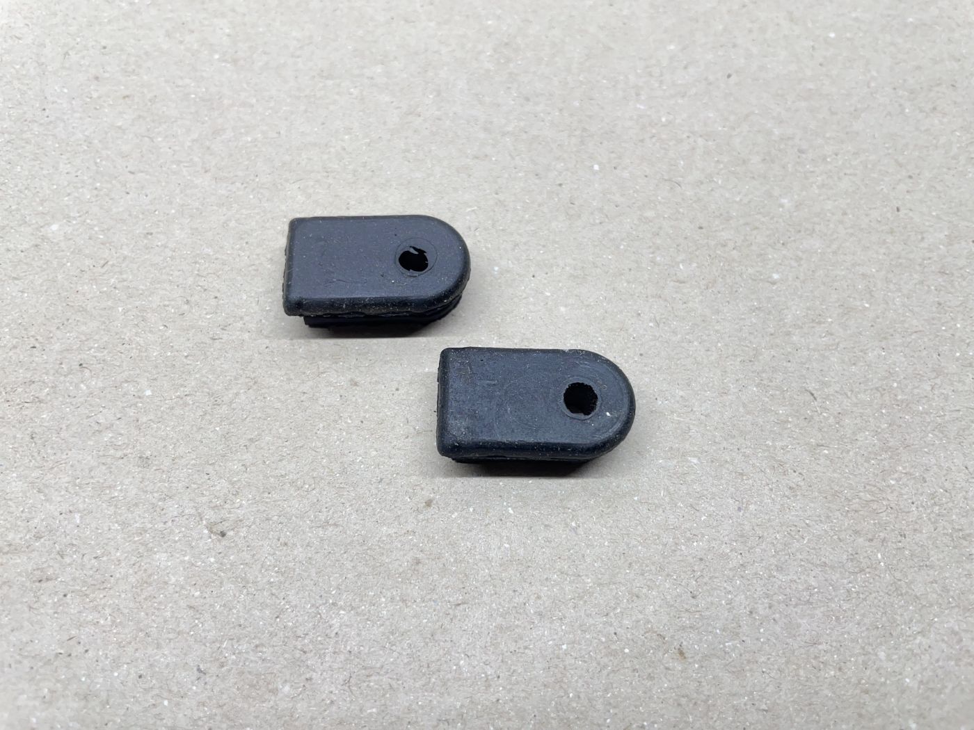2x Kabel Durchführung NOS - Sachs 50/2 50/3 50/4 Motor Hercules KTM DKW (39-78R)