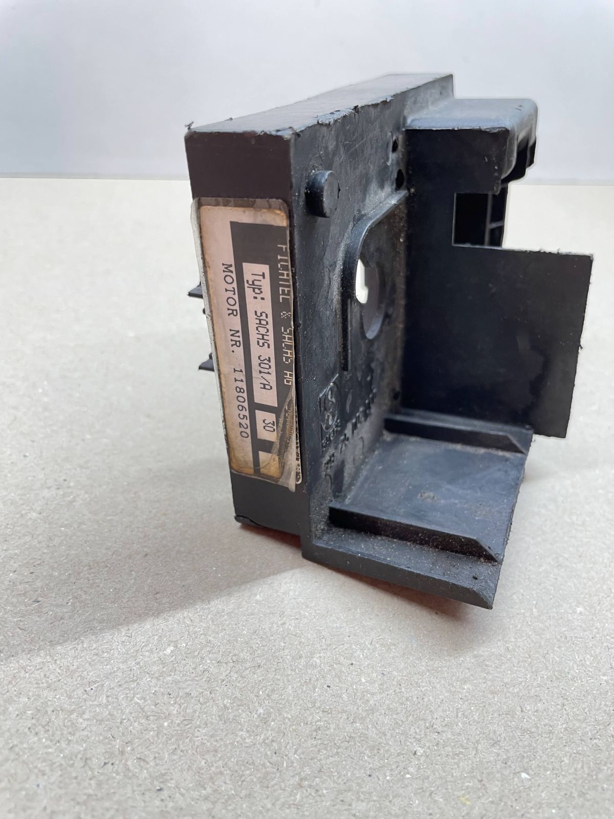 Saxonette / Spartamet - Ansauggehäuse Luftfiltergehäuse Verkleidung Motor (68-2)