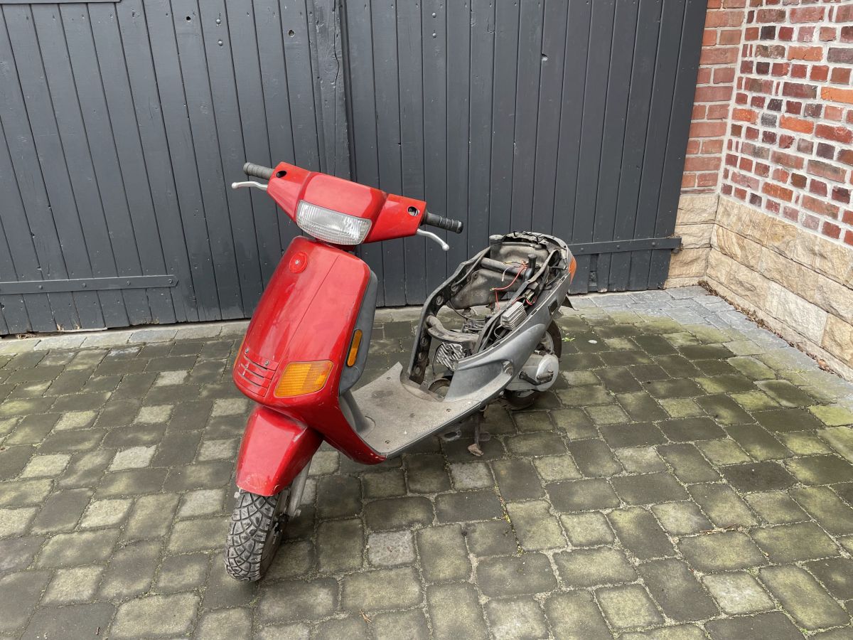 Piaggio Zip SSL - Trittbrett Fußablage Abdeckung Verkleidung (50-5)