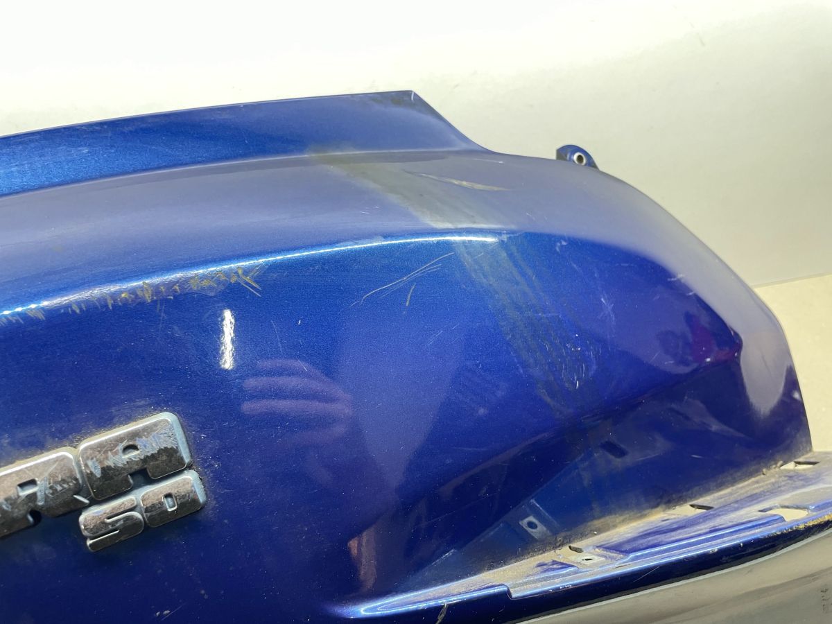 Piaggio Sfera RST 50 - Seitenteil rechts Verkleidung Abdeckung Sitzbank (102-7)