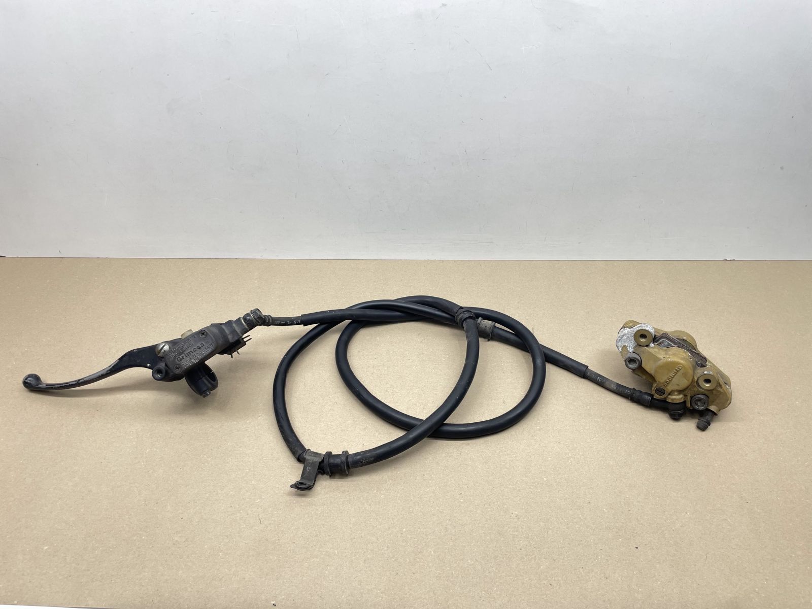 Honda X8R - Bremse hinten Bremszange Bremsleitung rear brake (119)