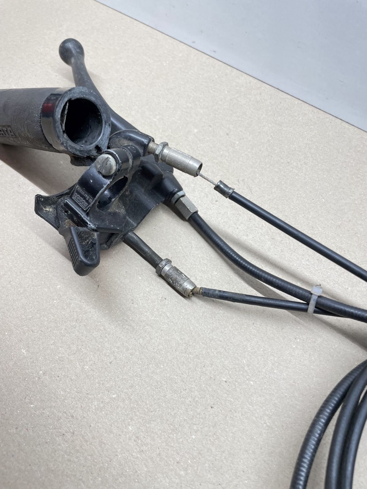 Spartamet - Magura Lenkerarmatur Gasgriff Bremshebel Saxonette (68-14)
