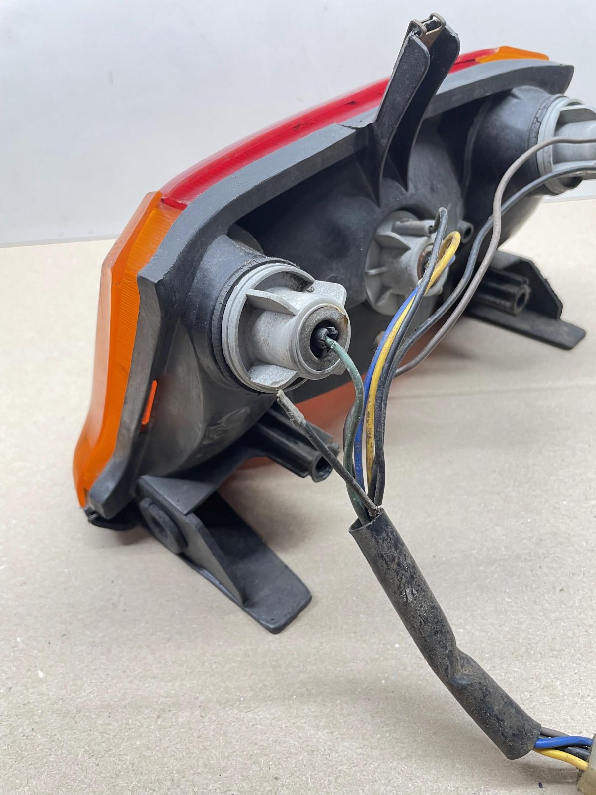 Itteco Shark TR50 - original Rücklicht + Blinker Licht Lampe hinten  (72-1)