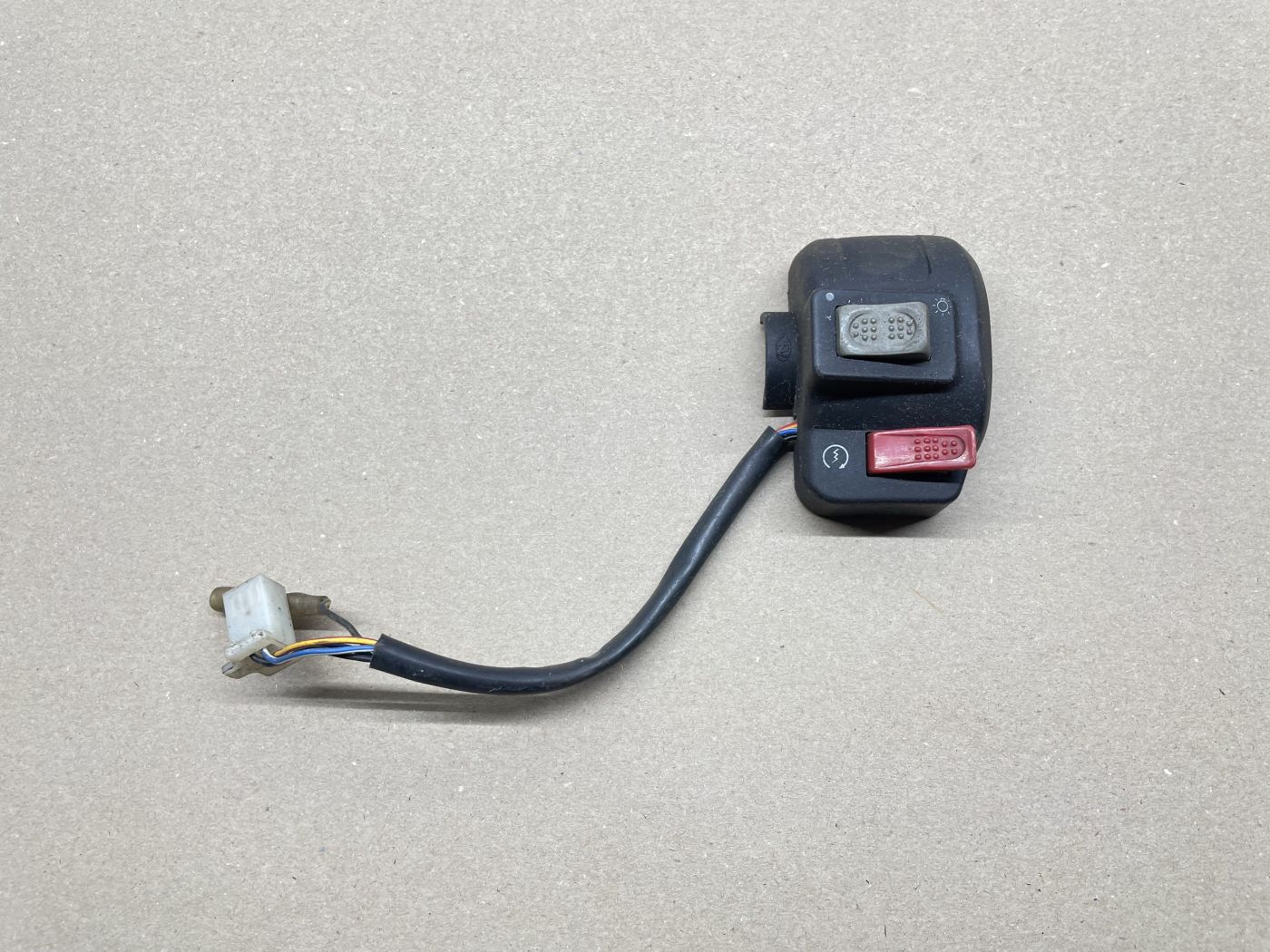 MBK Booster NG / Yamaha BWs NG Lichtschalter CEV 3045973  E-Start Lenker (109-8)