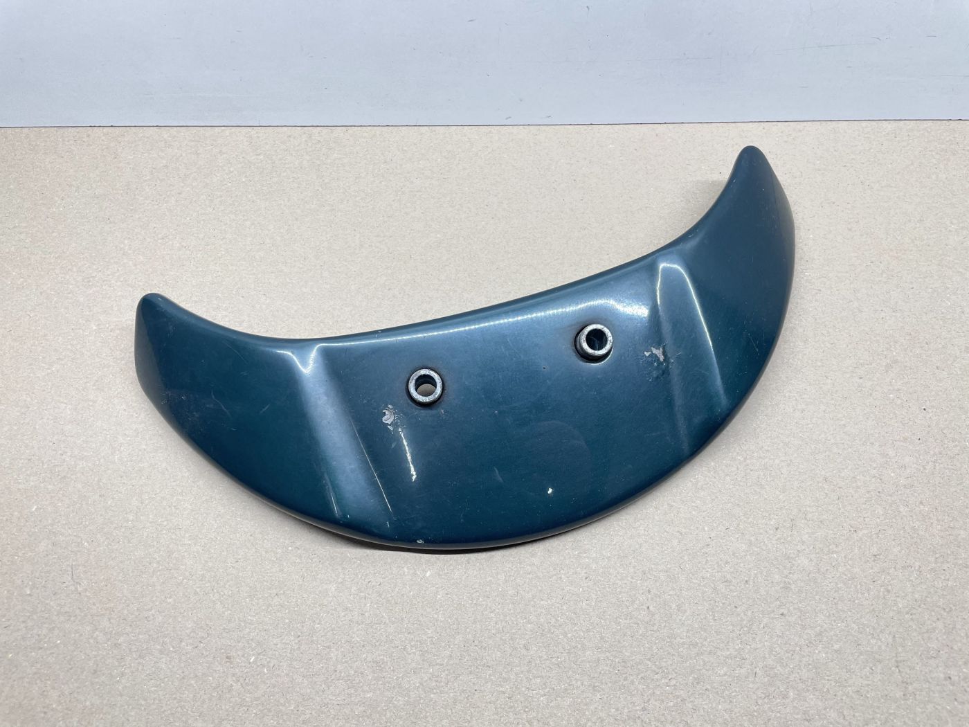Aprilia Leonardo 125 - Heckspoiler Haltergriff Sozius Spoiler Verkleidung  (109-1)