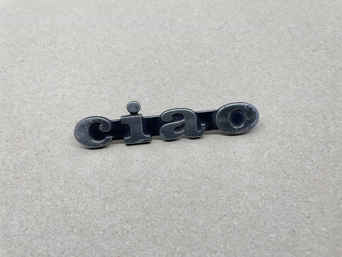 Piaggio Ciao - ORIGINAL Emblem Plakette Schriftzug Seitenteil Verkleidung (P22)