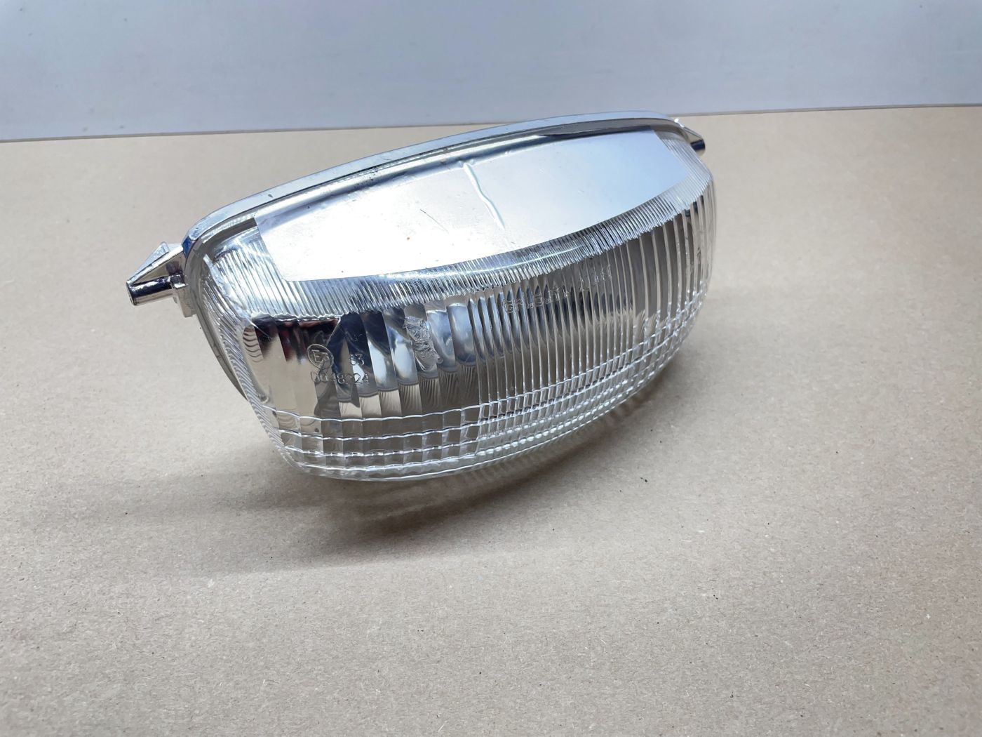 Piaggio ZIP 50 1.Gen - Triom Scheinwerfer Gehäuse Licht Lampe headlight (118-1)