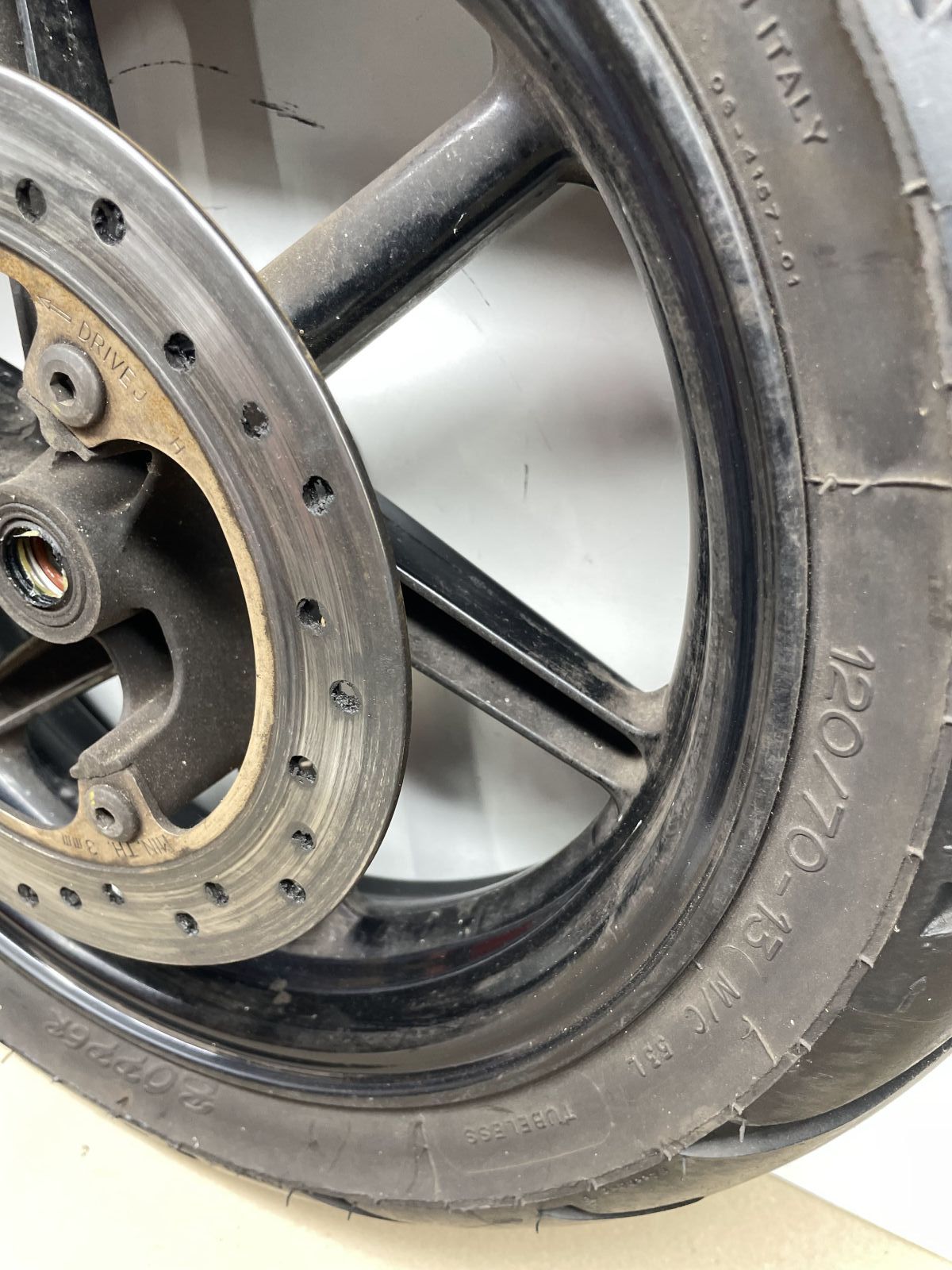 Honda X8R  - Vorderrad Reifen Felge vorne wheel (119)