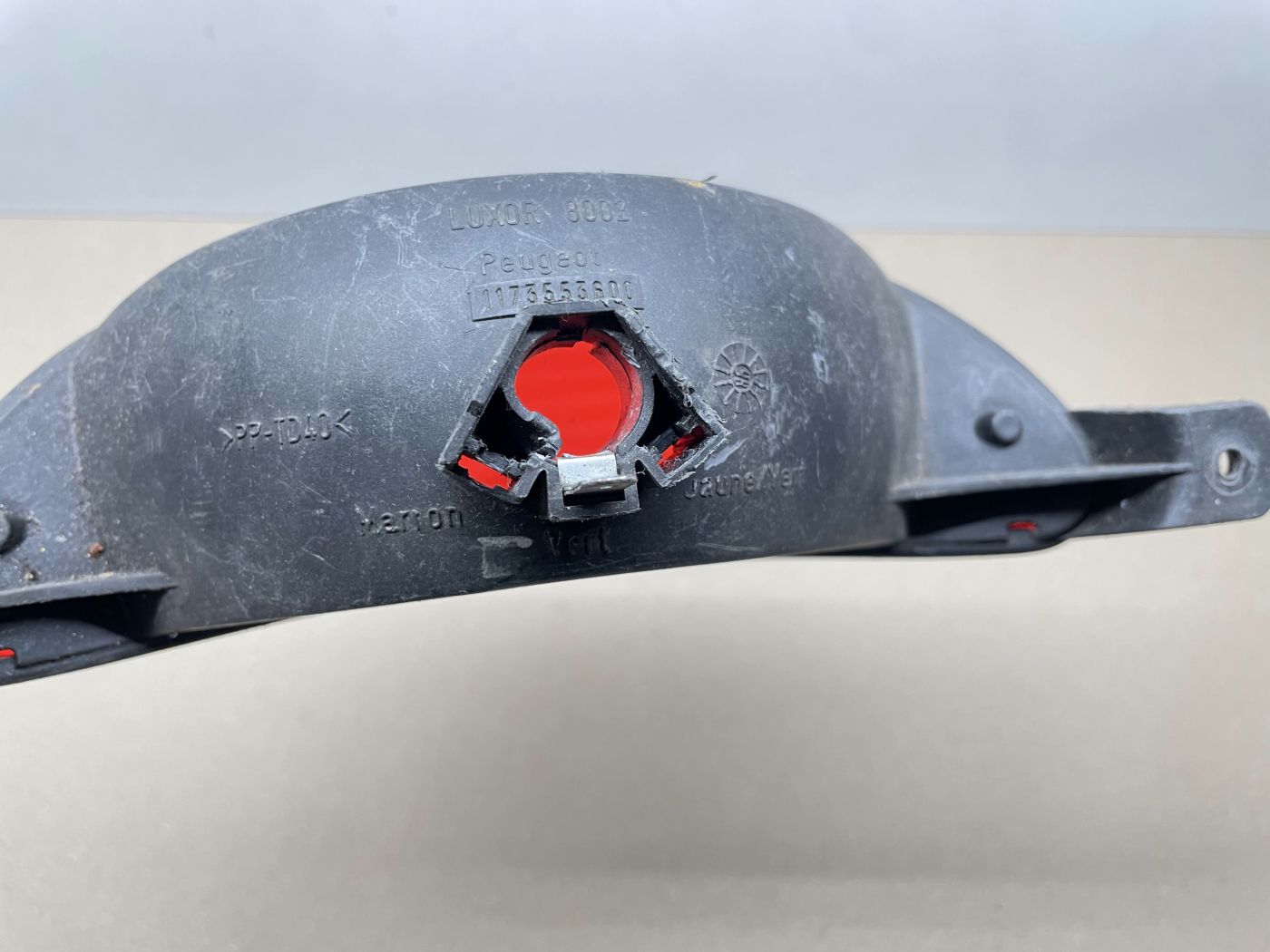Peugeot Speedfight 1 - original Rücklichtgehäuse Lampe hinten rear light (109-7)