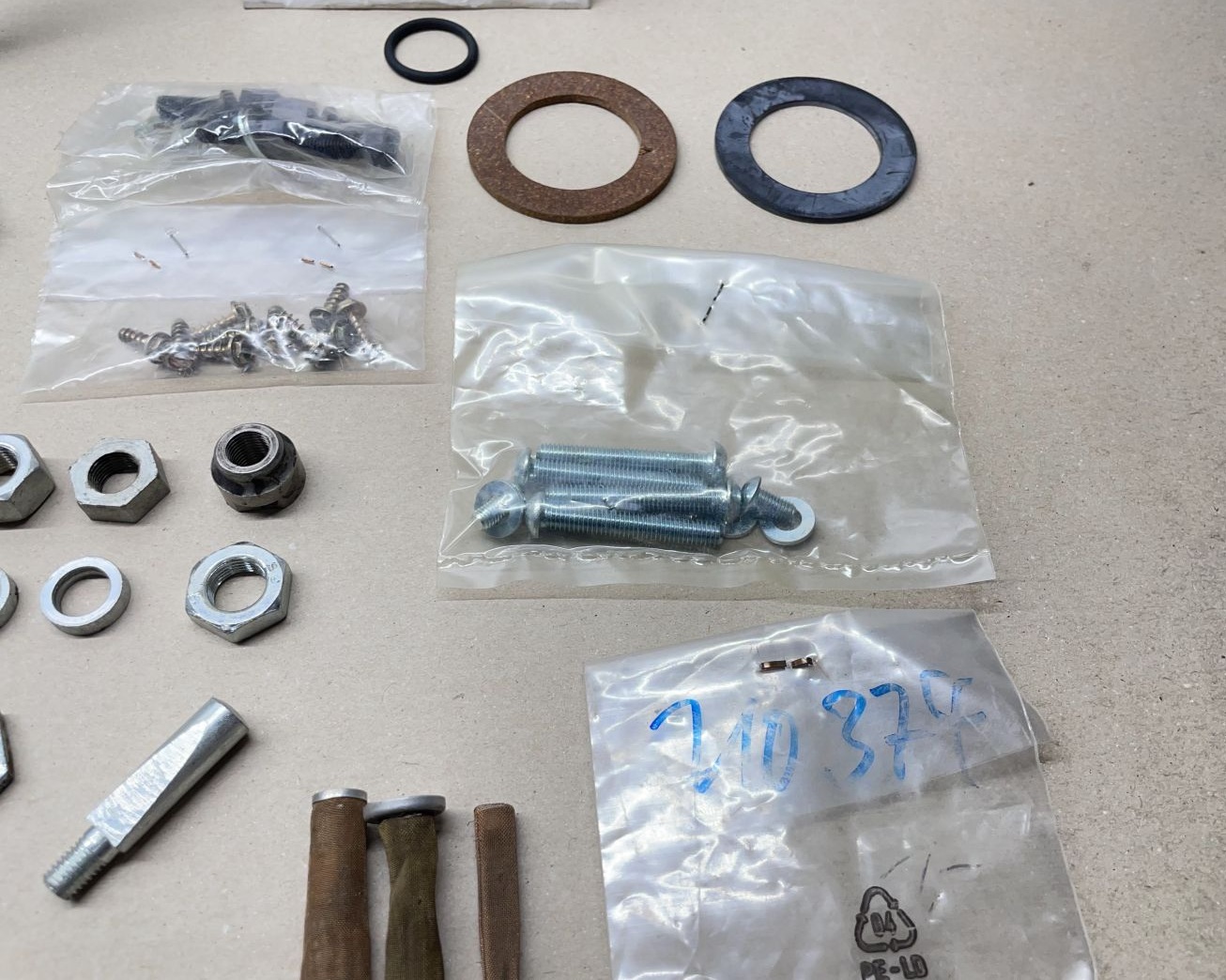 Mofa Moped Teile - Bremszug Schraube Mutter Feder Bremsbacke Dichtung Vergaser (39-81)