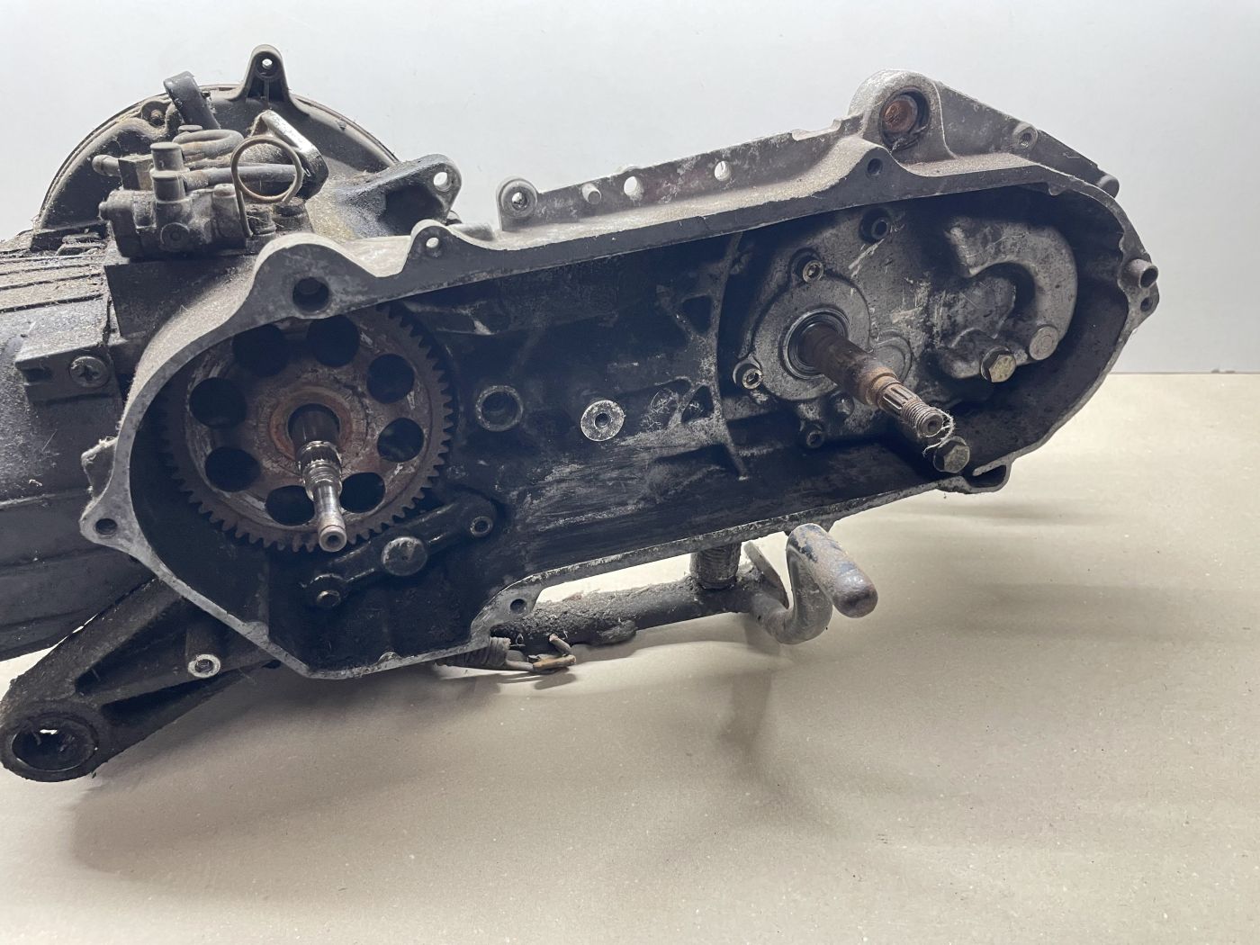 Derbi Vamos 50 - Motorblock Zylinder Getriebe Kurbelwelle engine (102-16)