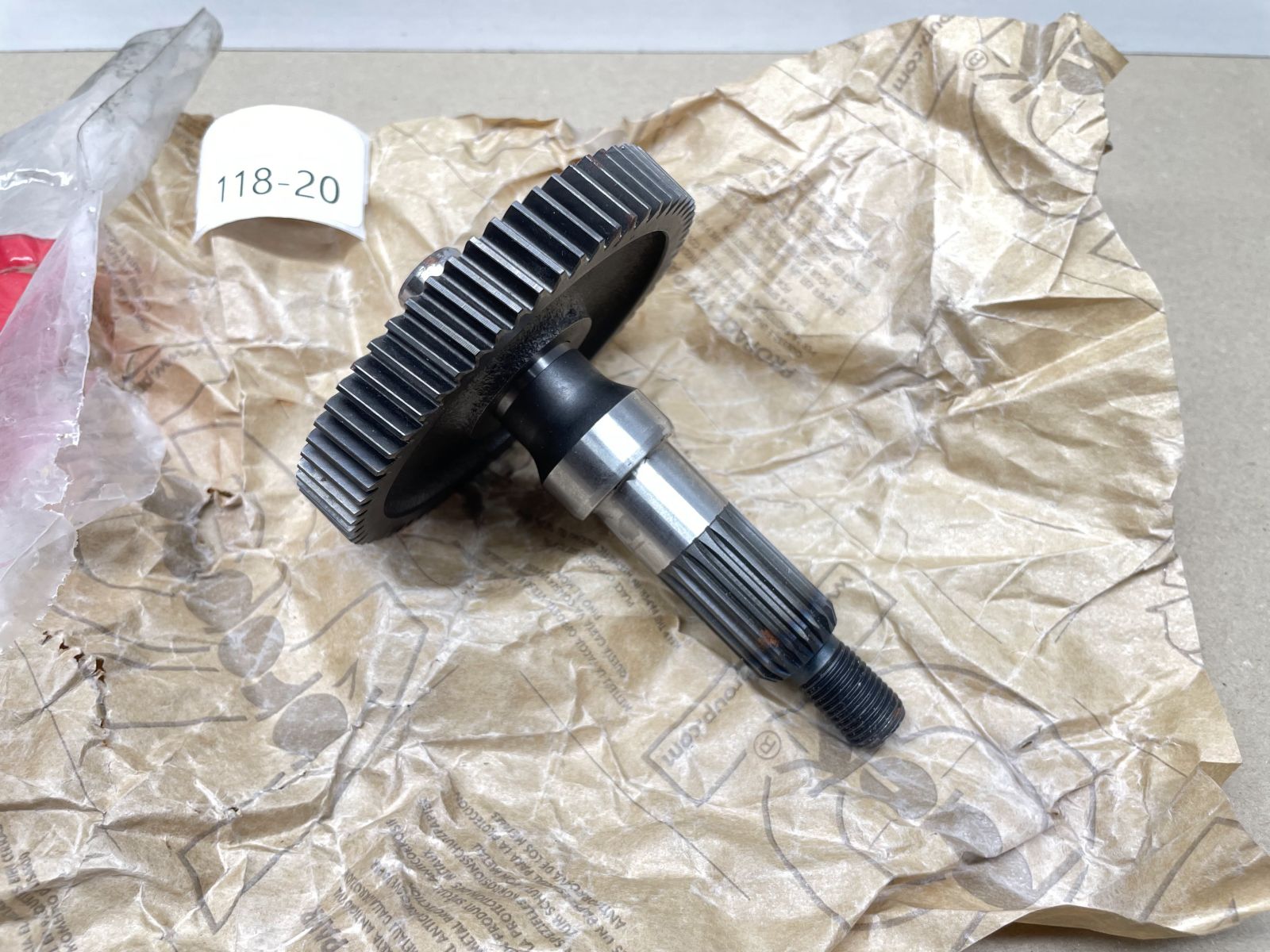 Aprilia Habana Mojito SR50 - Getriebeausgangswelle 64Zähne transmission shaft (118-23)