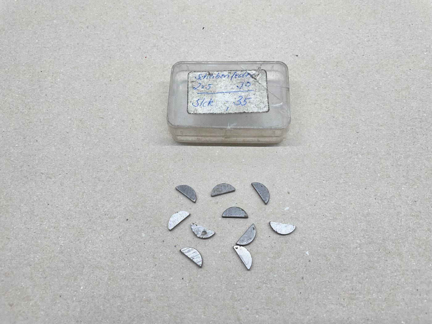 10x Scheibenfeder Halbmond 2x5mm NOS Polrad Kurbelwelle ILO G50 Piano Motor (39-54)