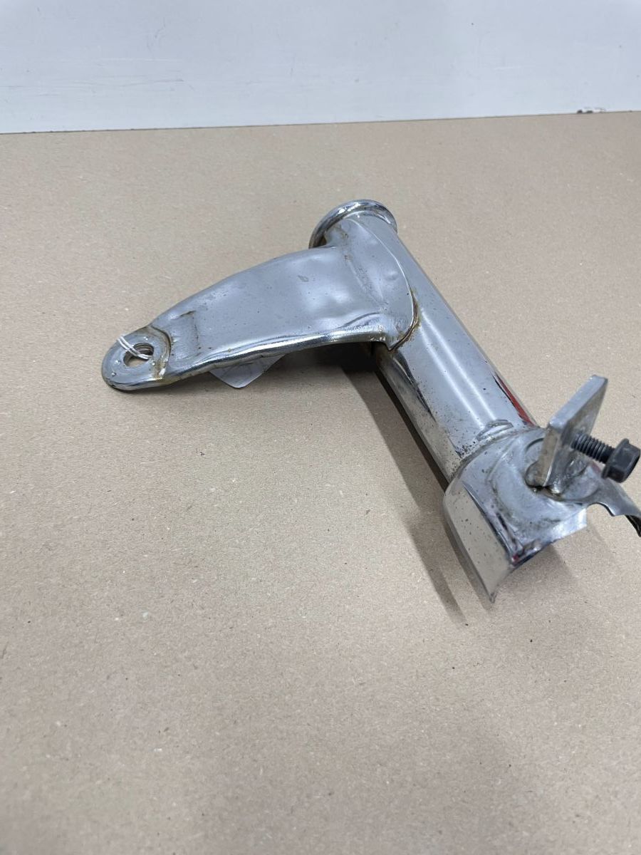 HONDA CB 450 N PC14 1985-1989 / Scheinwerferhalterung Lampenhalter (118-14)