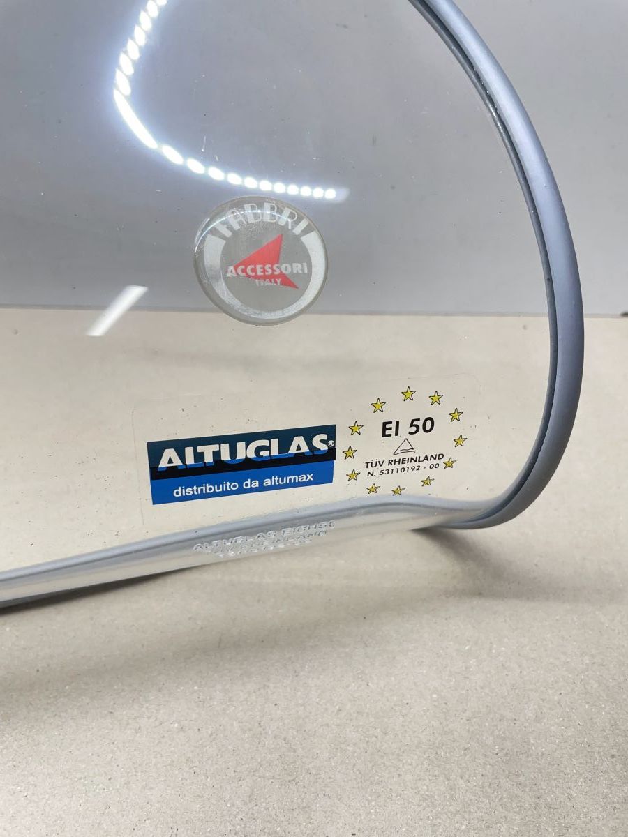 Italjet Formula 50  Fabbri Windschild NEU + Halterung Windschutzscheibe  (102)
