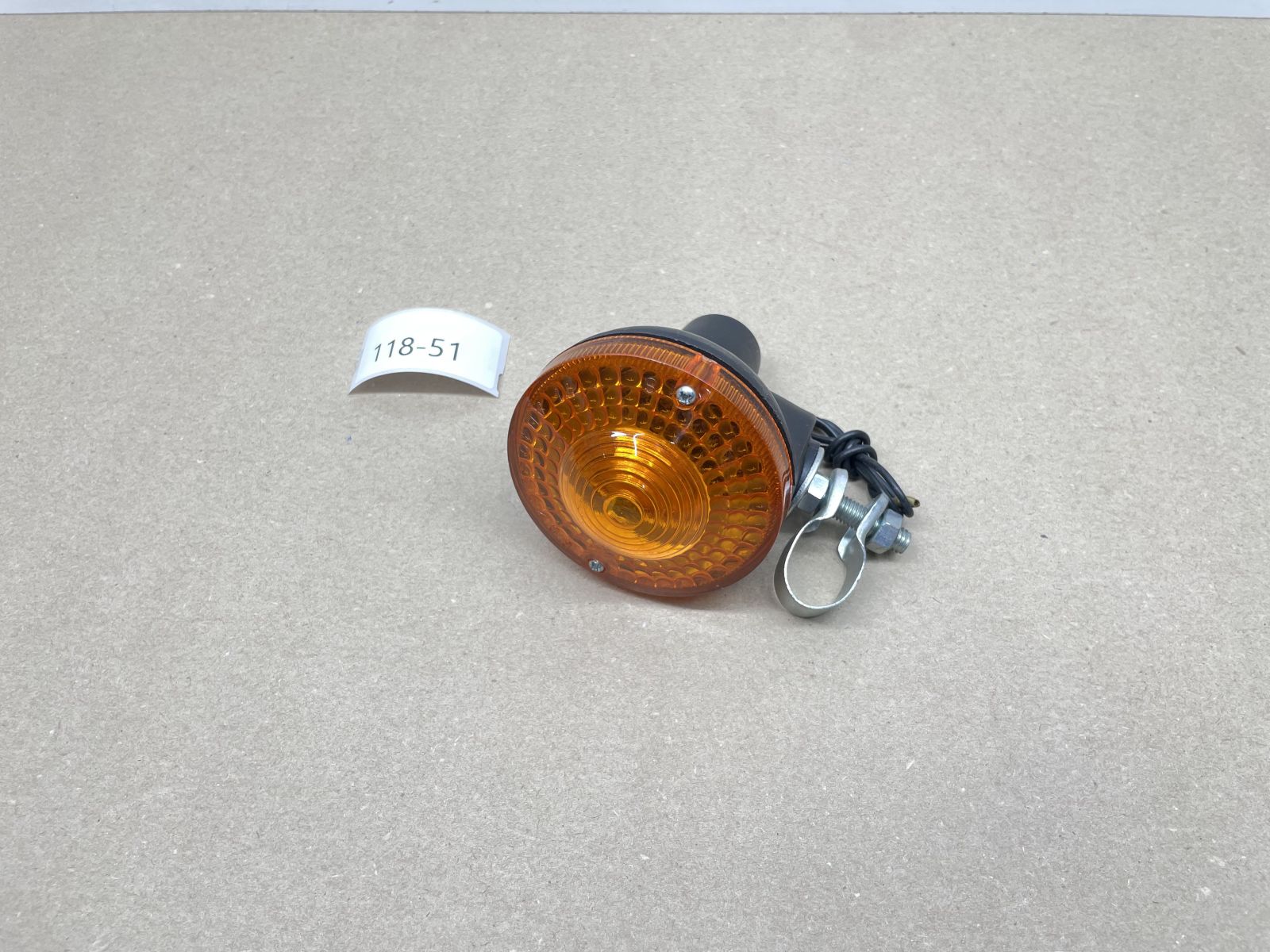 Yamaha XT 250 500 XT250 XT500 - original Blinker vorne SAE D71 AU40 26408 NEU (118-26)
