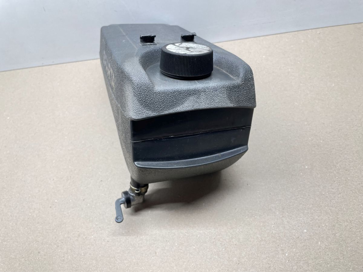 Spartamet - Benzintank Kraftstofftank Tankdeckel Benzinhahn (68-8)