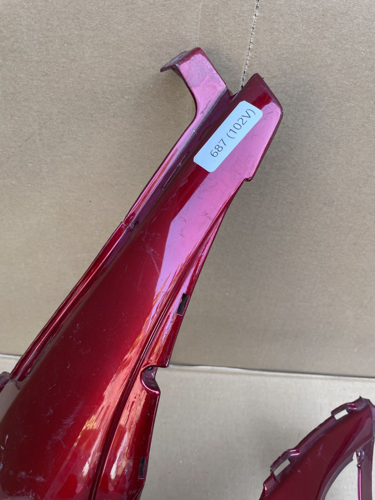 Benelli Velvet 125  Verkleidung vorne Scheinwerfer Seitenteil fairing (102-V-RO)