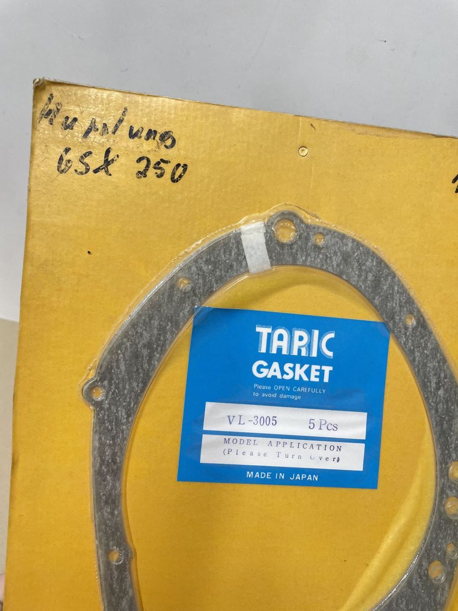 5x Suzuki GSX 250 - Kupplungsdeckeldichtung NOS Motor clutch cover gasket (118-15)