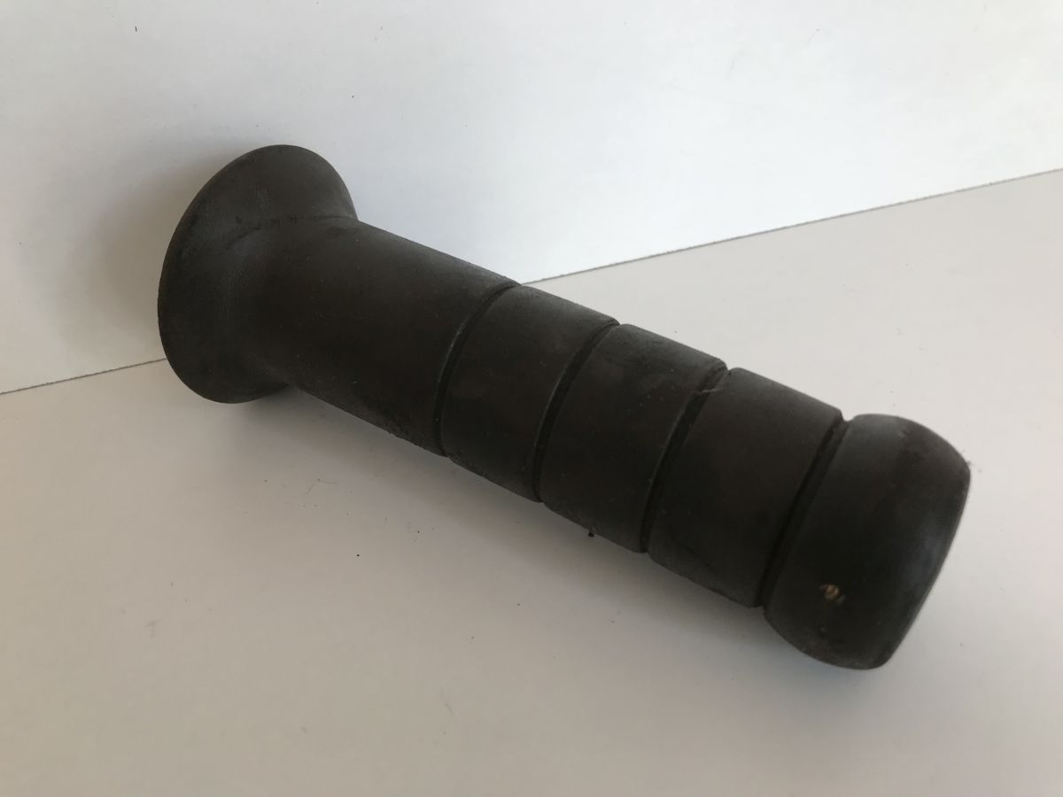 Piaggio Bravo - ORIGINAL Domino Lenkergriff links Griffgummi NEU  (P2)