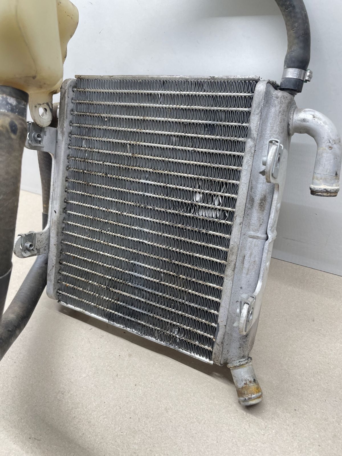 Aprilia SR50 R - original Wasserkühler Wassertank (93)