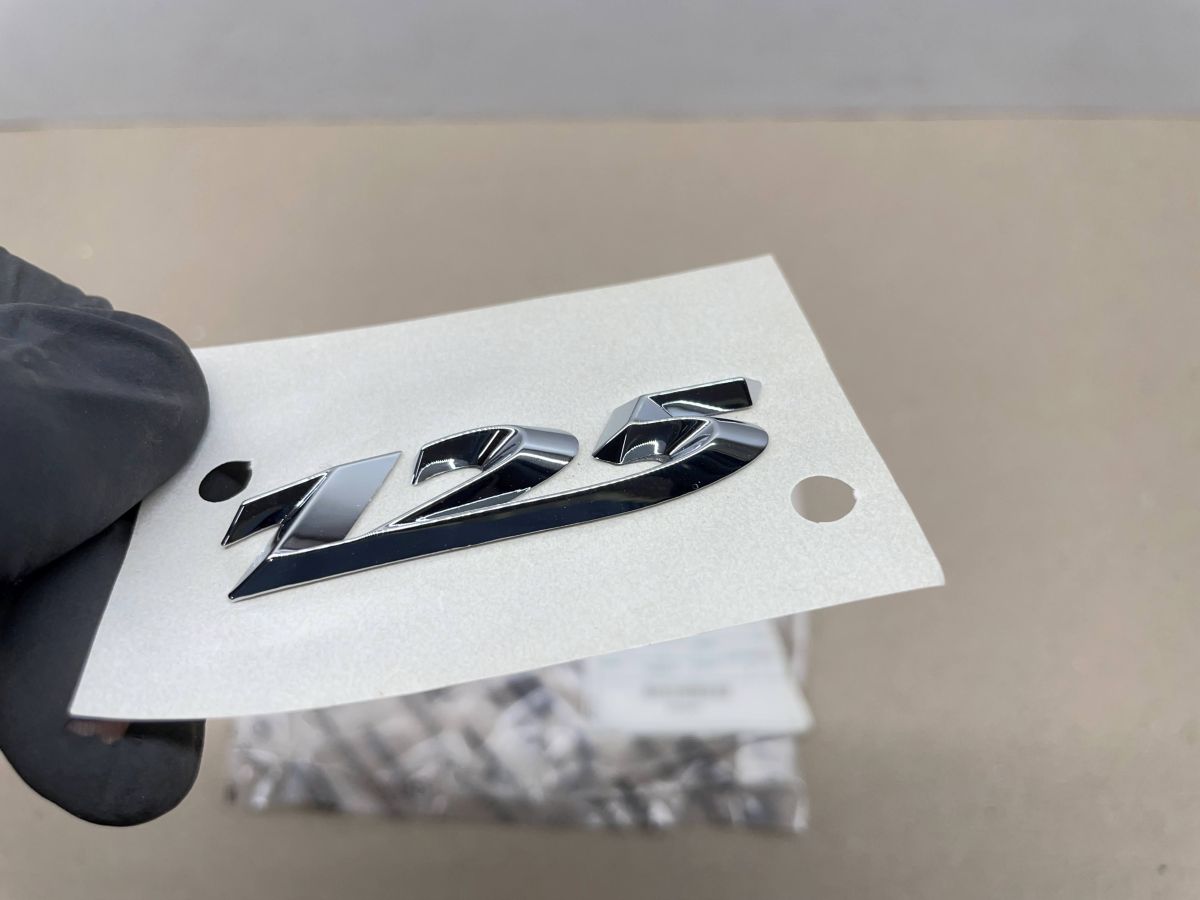 Piaggio X9 125 - ORIGINAL 125 Logo Emblem Aufkleber Sticker Verkleidung (63)