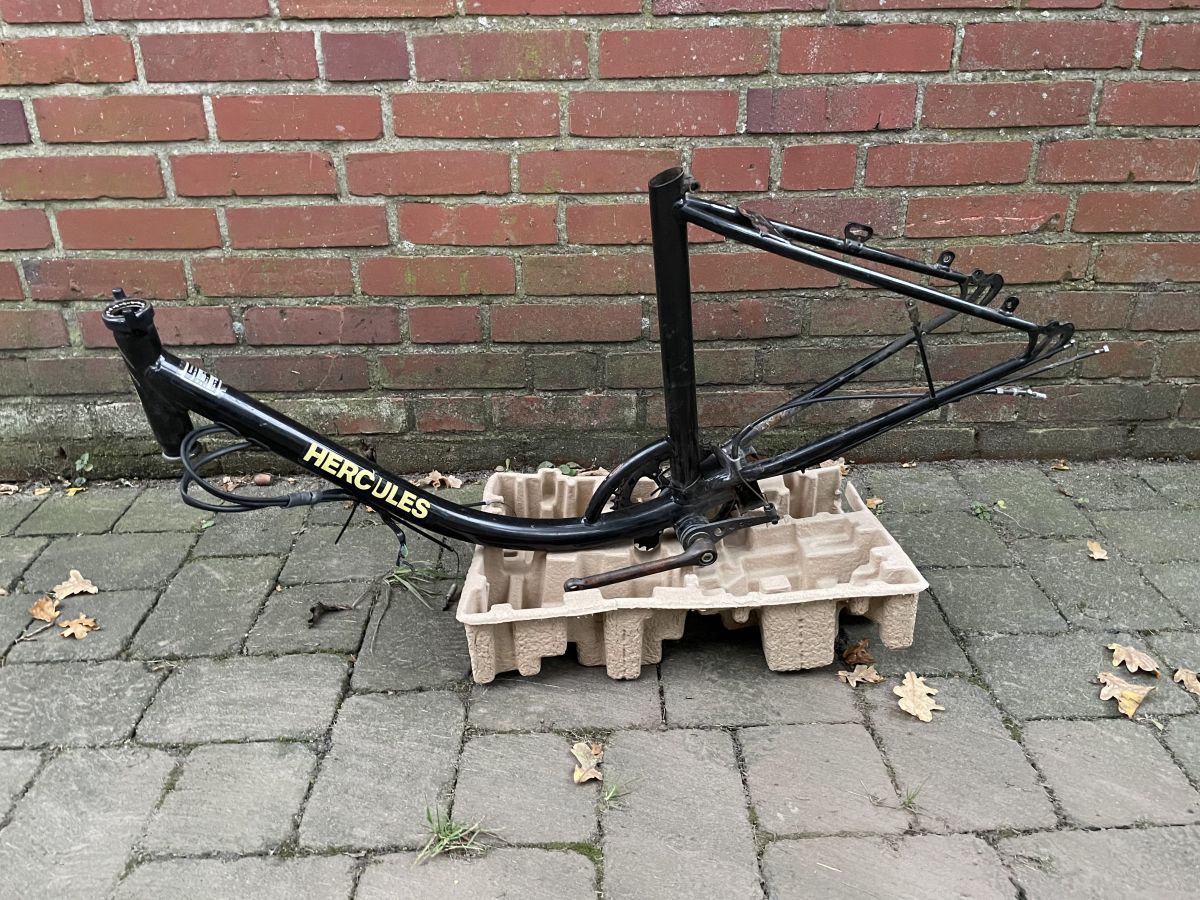 Hercules Saxonette Classic - Fahrzeufrahmen mit original Papiere Rahmen (101)