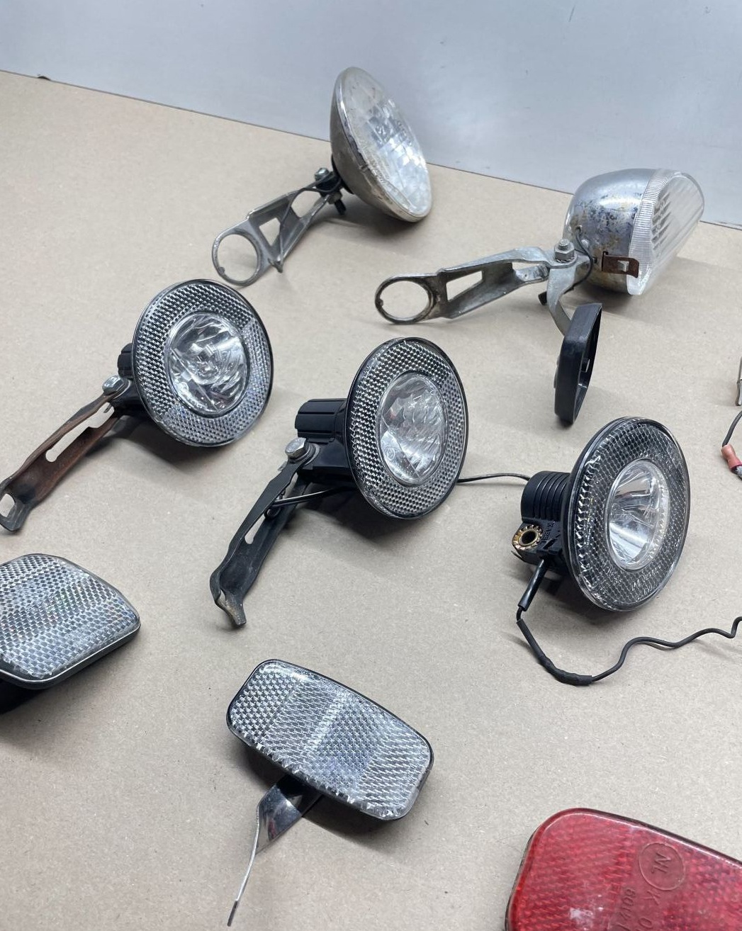 9x Scheinwerfer Fahrrad Licht Lampe Reflektor Basta Lumotec Spartamet (112)