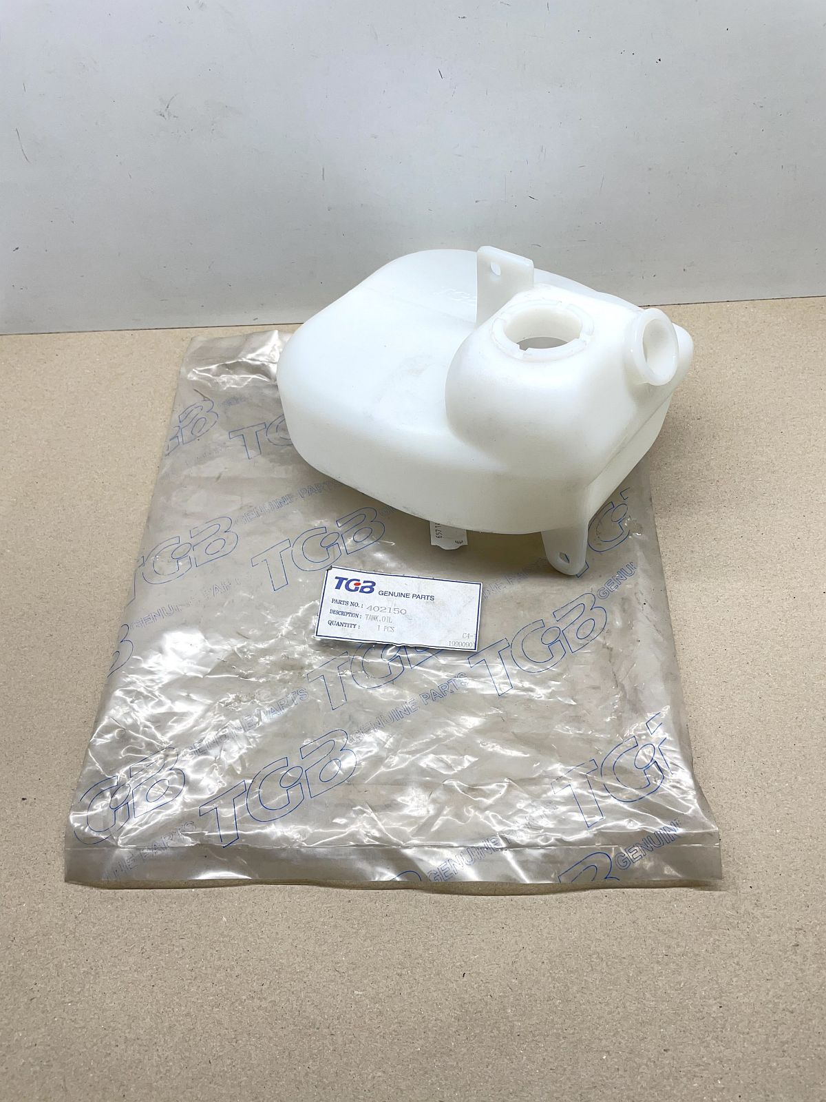 Pegasus Corona Sport - ORIGINAL Öltank NEU 402150 TGB 303R Tank Oil (40-24)