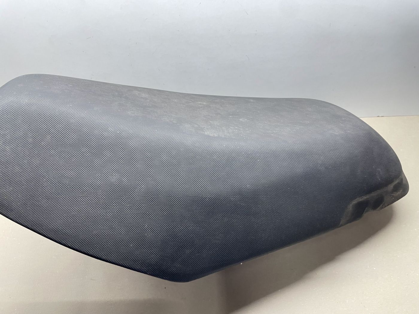 Atala Byte RT10 - original Sitzbank Sattel Sitz seat ( (102-17)