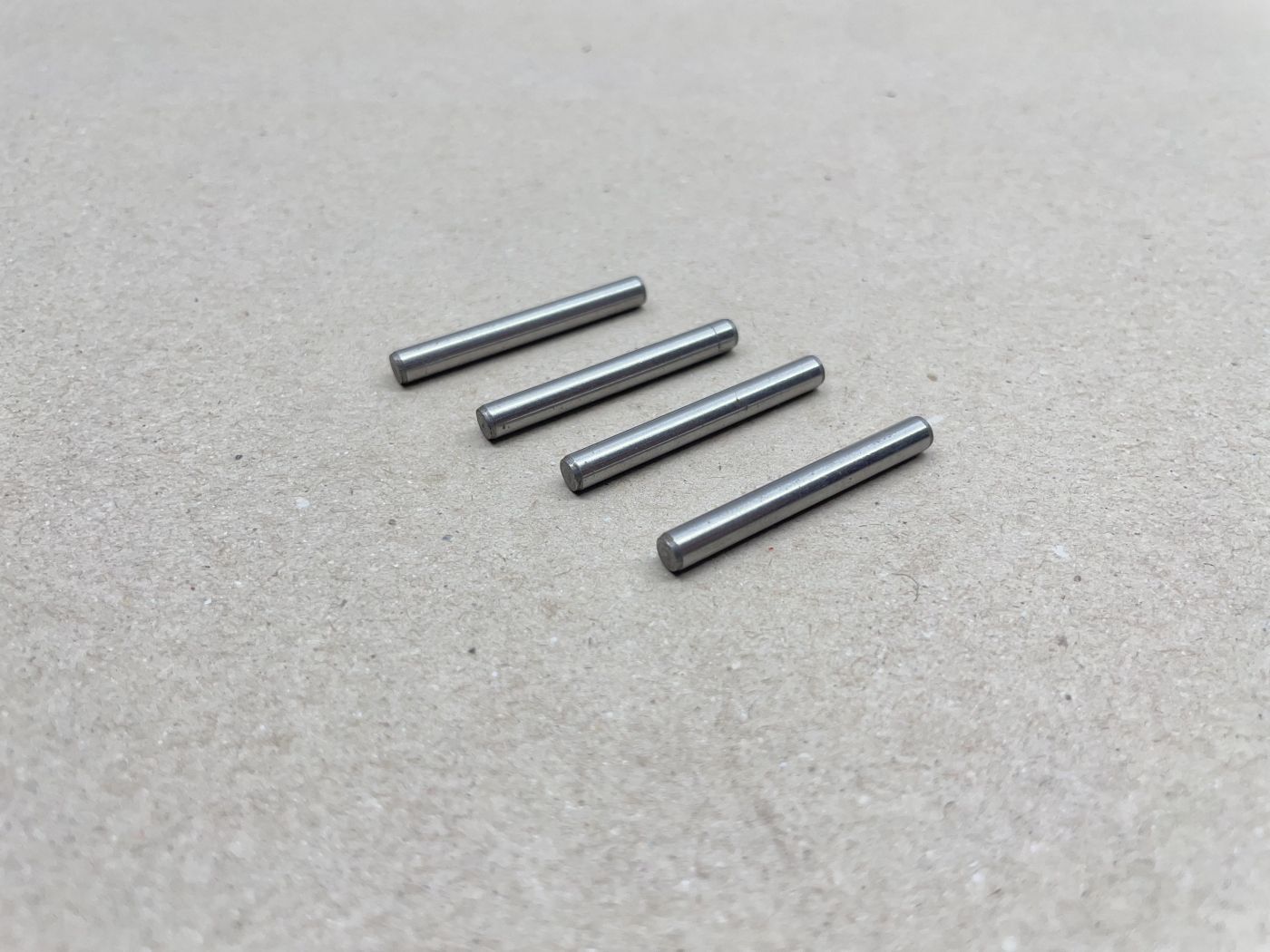 4x Zylinderstift 33x4 NOS - ILO Mini Motor ? Sachs Hercules KTM Druckstange (39-49R)