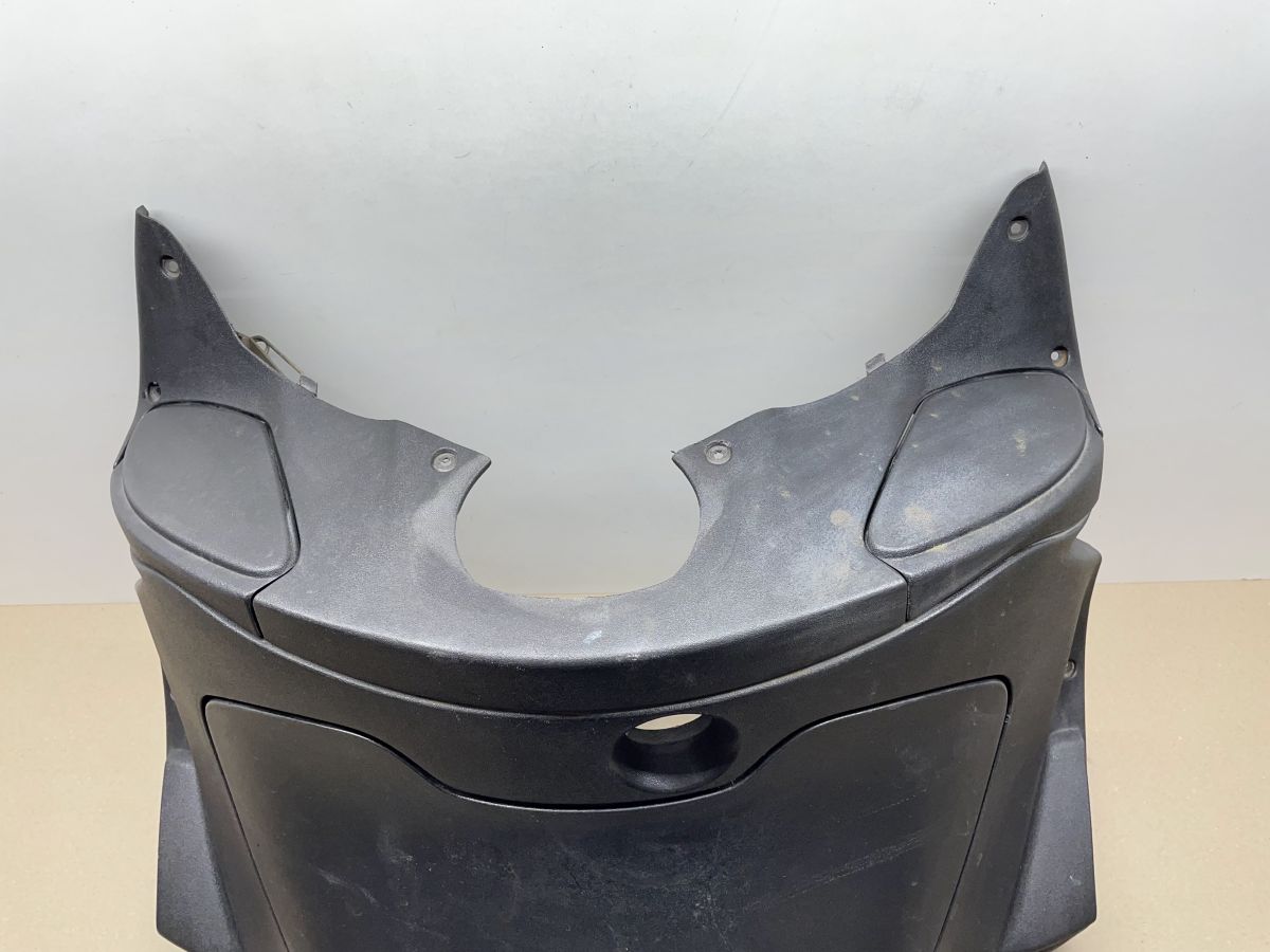 Piaggio X9 250  Beinschild + Sitzbankzug Tankklappenzug Innenraum Abdeckung (75)