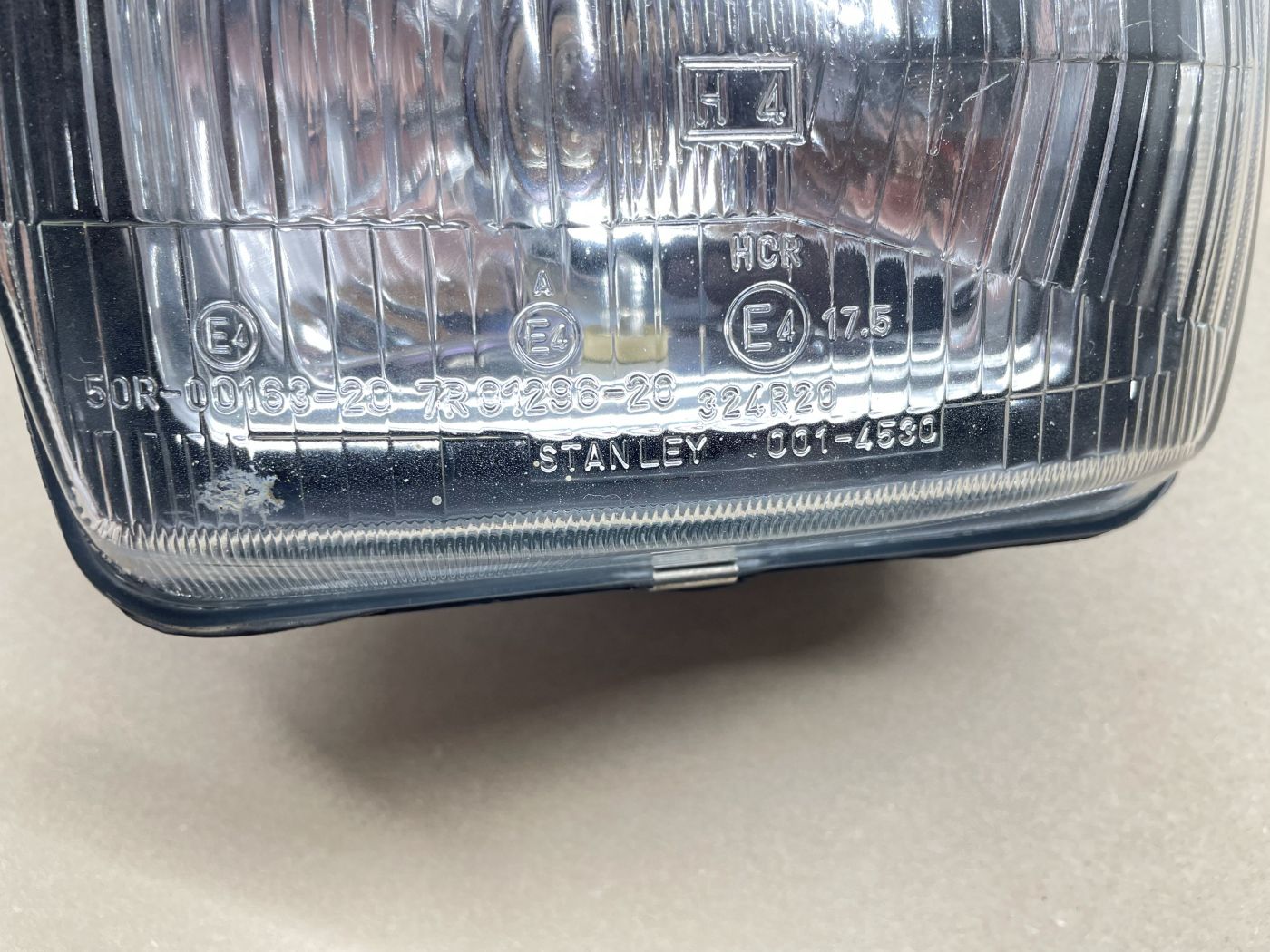 Kawasaki GPZ 500 - Scheinwerfer Licht Lampe vorne headlight (118-1)