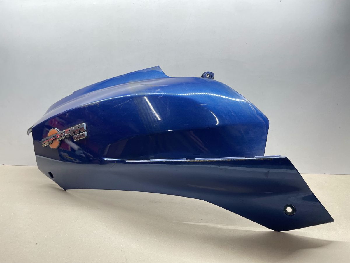 Piaggio Sfera RST 50 - Seitenteil rechts Verkleidung Abdeckung Sitzbank (102-7)