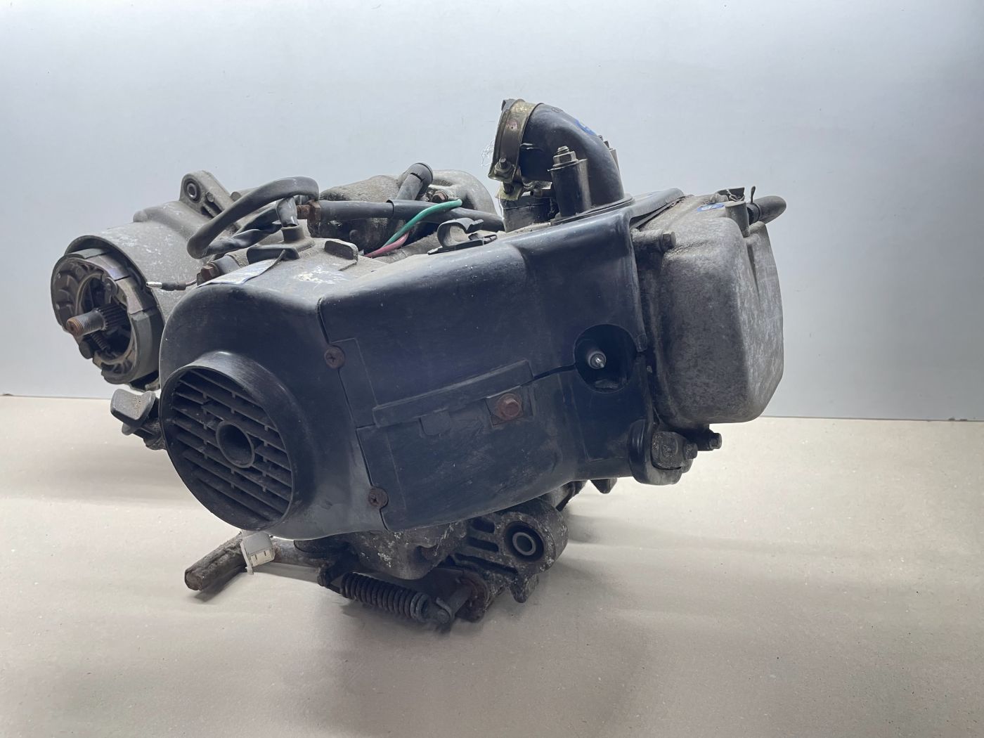Ering / Baotian BT49QT-7 Motorblock Zylinder Getriebe Kurbelwelle (102-14)