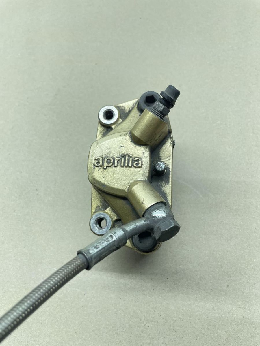 Aprilia SR50 R - Bremse hinten Bremspumpe Bremszange brake (93)