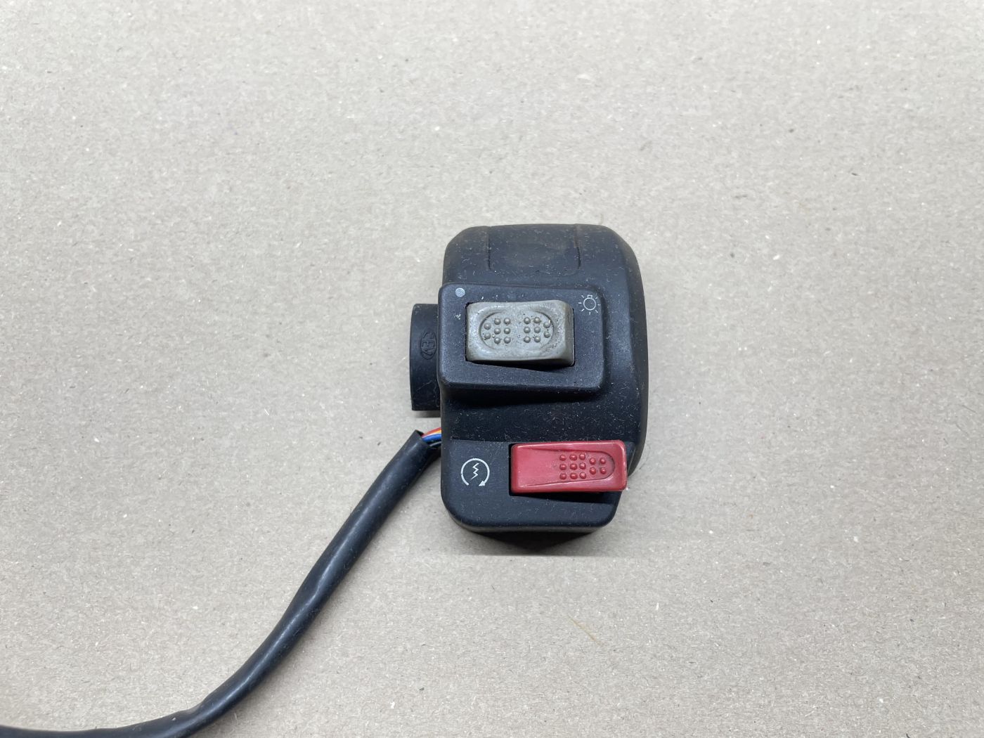 MBK Booster NG / Yamaha BWs NG Lichtschalter CEV 3045973  E-Start Lenker (109-8)
