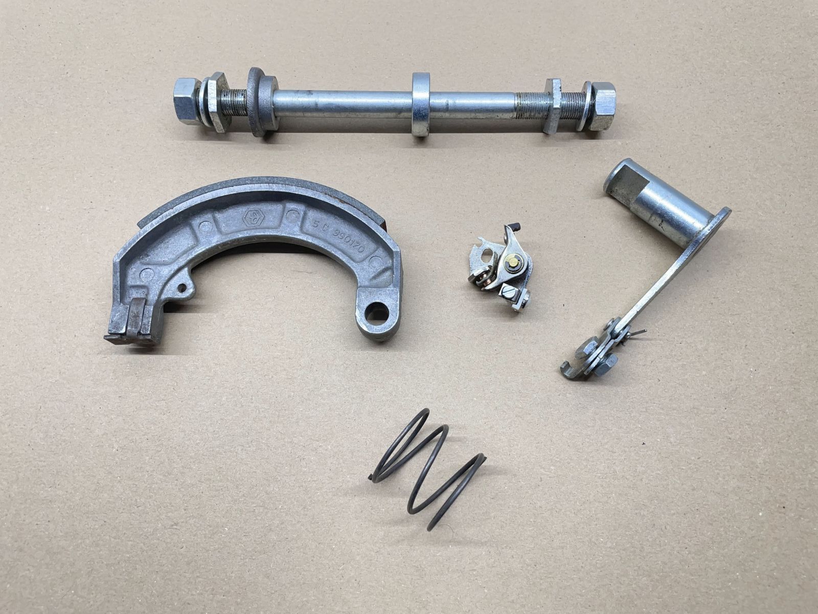 Vespa P80-150X, ET3, Piaggio Ciao - Bremsnocke Bremsbacke Unterbrecher Feder (86)
