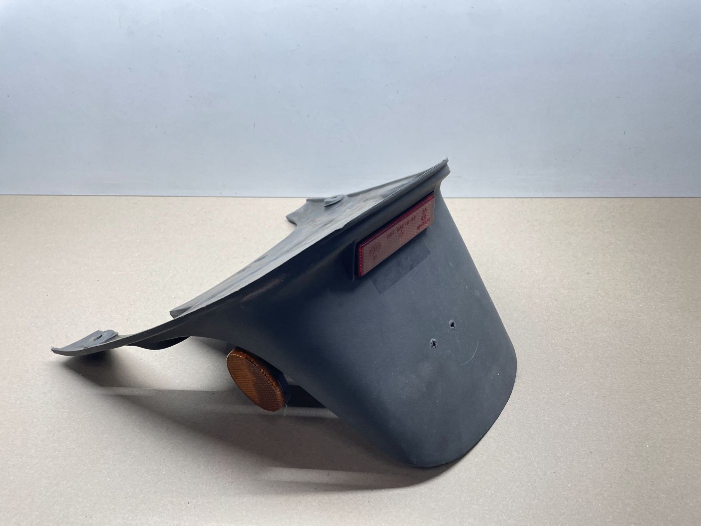 Malaguti F15 - Spritzschutz hinten Kennzeichenhalter Verkleidung fairing (109-12)
